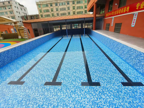 金乡学校钢结构拼装游泳池防水胶膜泳池项目